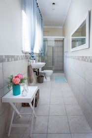Gannabos Guest House