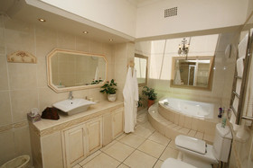 Bordeaux Haven Guest House