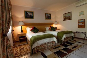 Shamrock Arms Guest Lodge
