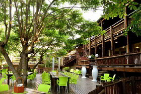 Bundu Lodge