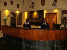 African Sky Hotels - Pine Lake Inn