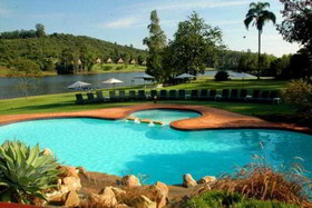 African Sky Hotels - Pine Lake Inn