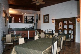 White House Lodge