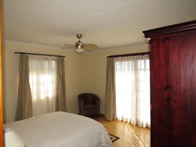 White House Lodge