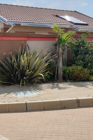 Mkoko Guesthouse