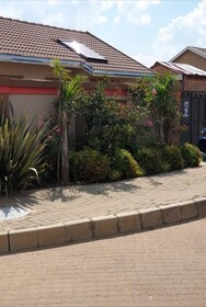 Mkoko Guesthouse
