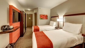 StayEasy Eastgate