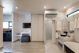 Bedfordview Hotel & Apartments