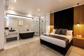 Bedfordview Hotel & Apartments