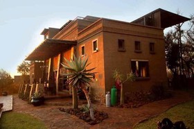 Humdani African Bush Safaris