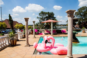 Flamingo's Nest Guest House & Conference Centre