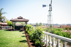 Flamingo's Nest Guest House & Conference Centre