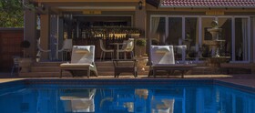 Lakeview Boutique Hotel & Conference Centre