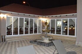 Lakeview Boutique Hotel & Conference Centre