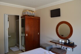 Lakeview Boutique Hotel & Conference Centre
