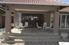 Lakeview Boutique Hotel & Conference Centre