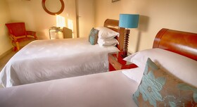 Lakeview Boutique Hotel & Conference Centre