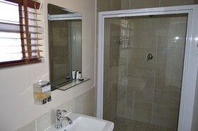 Lakeview Boutique Hotel & Conference Centre