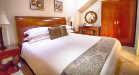 Lakeview Boutique Hotel & Conference Centre