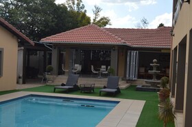 Lakeview Boutique Hotel & Conference Centre