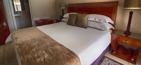 Lakeview Boutique Hotel & Conference Centre