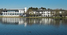 The Lakes Hotel & Conference Centre
