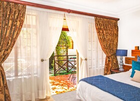 Afrique Boutique Hotel OR Tambo