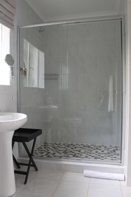 Fin & Feather Guest House