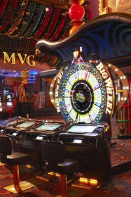 Carnival Club Hotel