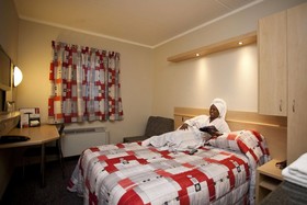 Road Lodge Carnival City