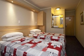 Road Lodge Carnival City