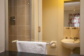 Road Lodge Carnival City