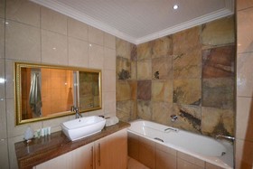 Accommodation @ Van's