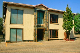 Eco Park Lodge
