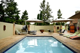 Five O'clock Zen Boutique Guest House