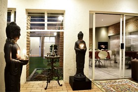 Five O'clock Zen Boutique Guest House