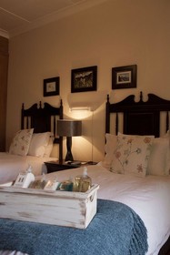 Hampton House - Guest House