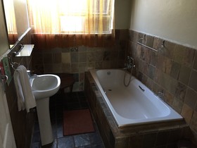 Travellers Nest Guest House