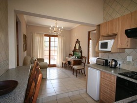 Fourways Gardens Guest Estate