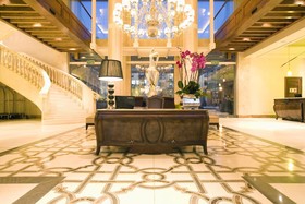 Pivot Hotel