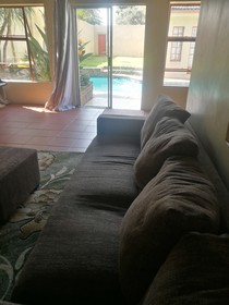 Naisar Holiday Home & Cottage Primrose