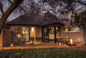 Nako Safari Lodge