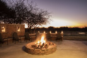 Nako Safari Lodge