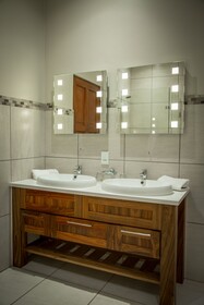 Seasons Golf, Leisure & Spa