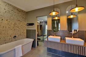 Seasons Golf, Leisure & Spa