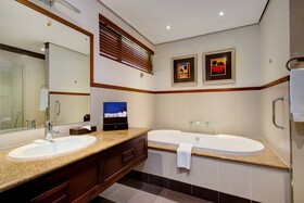 African Pride Irene Country Lodge, Autograph Collection