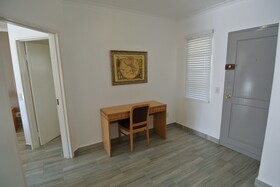 Airport Inn & Suites