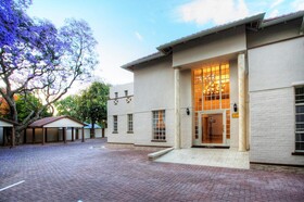 10 2nd Avenue Houghton Estate