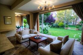 10 2nd Avenue Houghton Estate