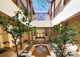 10 2nd Avenue Houghton Estate